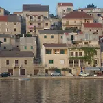 Juje 3* Povlja (Brac)