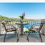 Juje Apartahotel