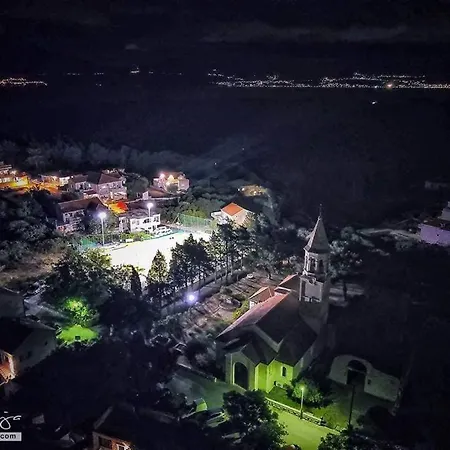 Juje Apartahotel Povlja (Brac)